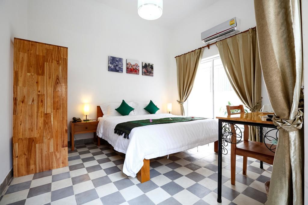 Jasmine Terrace Villa Phnom Penh Exterior foto