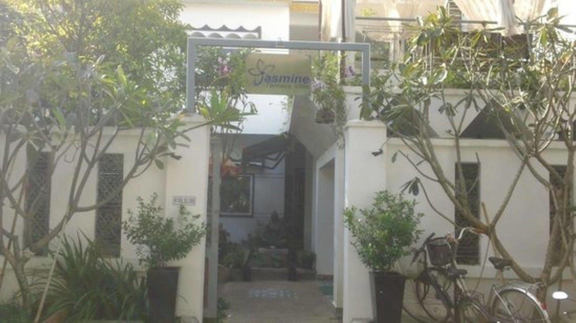 Jasmine Terrace Villa Phnom Penh Exterior foto